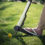 1020127-FiskarsEMEA-03-white-weed-puller.jpg