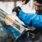 1019352-FiskarsEMEA-03-snowxpert-brush-ice-scraper.jpg
