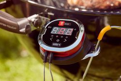 14701004W1-Weber-Master-Touch-GBS-E-5750-Holzkohlegrill----57cm-Black.jpg 14701004W1-Weber-Master-Touch-GBS-E-5750-Holzkohlegrill----57cm-Black.jpg