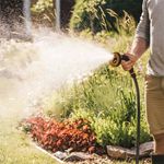 1052184-FiskarsEMEA-04-spray-gun-multi.jpg