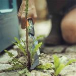 1027045-FiskarsEMEA-03-xact-weeding-knife.jpg