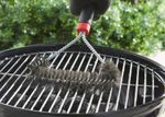 6277Y3-rgb-Weber-Dreiseitige-Grillbuerste-30cm.jpg