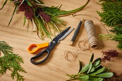 1063329-Fiskars-Solid-Cuts-More-scissors-SP341-Environment-01.jpg 1063329-Fiskars-Solid-Cuts-More-scissors-SP341-Environment-01.jpg