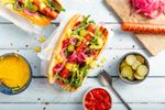 Burger-Gewuerz-Hot-Dogs-vom-Grill-3.jpg