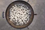 4118333-1500230-Weber-Master-Touch-E-6755----67cm-Holzkohlegrill-Black_4.jpg