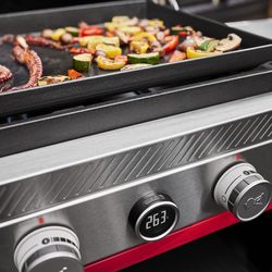 4118339-1500234-Weber-GPD76-Griddle-Black_5.jpg 4118339-1500234-Weber-GPD76-Griddle-Black_5.jpg