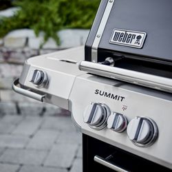 4118343-1500057-Weber-Summit-FS38-E-Gasgrill-Black_2.jpg 4118343-1500057-Weber-Summit-FS38-E-Gasgrill-Black_2.jpg