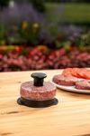 4118382-6400-Weber-Hamburgerpresse-2-teilig.jpg