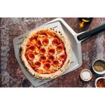 4118531-UU-P06500-Ooni-perforierte-Pizzaschaufel-35-cm_3.jpg