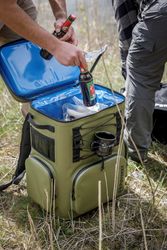 4120190-PE-kx-bkpk17-oliv-Petromax-Kuehlrucksack-17-Liter--oliv-_1.jpg 4120190-PE-kx-bkpk17-oliv-Petromax-Kuehlrucksack-17-Liter--oliv-_1.jpg
