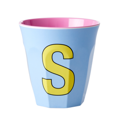 4122221-MELCU-ALPSI-RICE-Melaminbecher-mit-dem-Buchstaben-S-Soft-Blue-Medium-250ml.png 4122221-MELCU-ALPSI-RICE-Melaminbecher-mit-dem-Buchstaben-S-Soft-Blue-Medium-250ml.png
