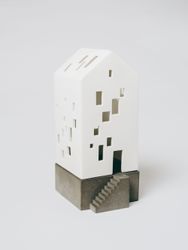4123094-RA17513-raeder-Lichthaus-kleines-Apartmenthaus-mit-Betonsockel-9-5x8x19cm.jpg 4123094-RA17513-raeder-Lichthaus-kleines-Apartmenthaus-mit-Betonsockel-9-5x8x19cm.jpg