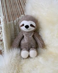4123526-GR01219-Warmies-PURE-Faultier_3.jpg 4123526-GR01219-Warmies-PURE-Faultier_3.jpg