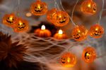 4124871-FH36597-Halloween-LED-Lichterkette-mit-10-Kuerbissen.jpg
