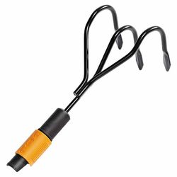 1000680-FiskarsEMEA-02-quikfit-cultivator.jpg 1000680-FiskarsEMEA-02-quikfit-cultivator.jpg